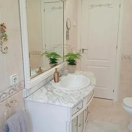 Lamon Deluxe Apartament *